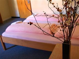 Hostal Euro Youth *